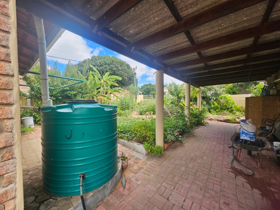 3 Bedroom Property for Sale in Stilbaai Wes Western Cape
